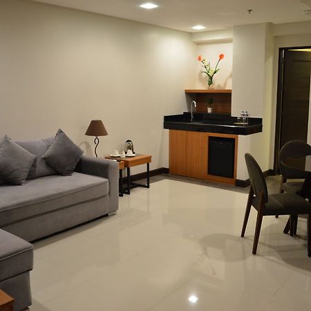 City of Santiago Mango Suites - Santiago מראה חיצוני תמונה